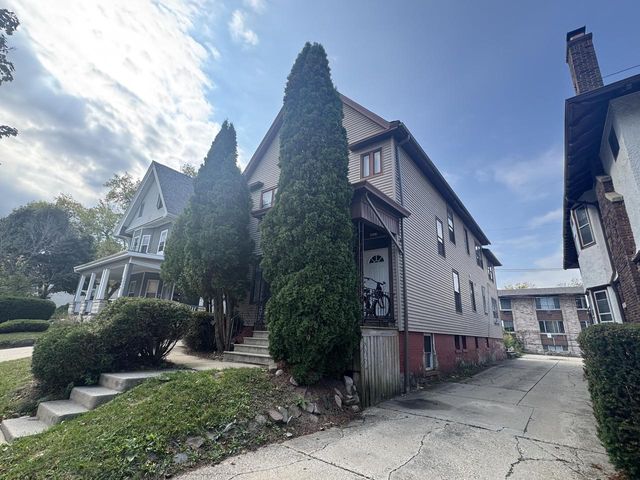 2609 N Maryland AVENUE #2611, Milwaukee, WI 53211