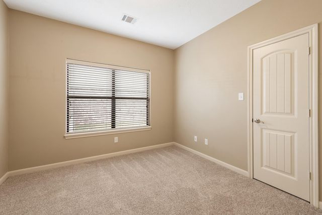 2717 Colony Village Drive, Bryan, TX 77808