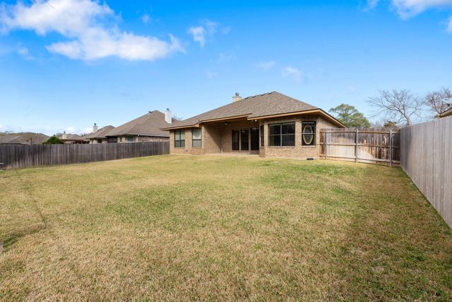 2717 Colony Village Drive, Bryan, TX 77808