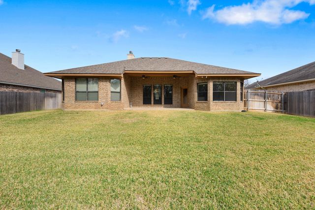 2717 Colony Village Drive, Bryan, TX 77808