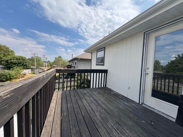 617 E Southeast Hills Court, Nixa, MO 65714