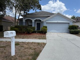 527 ROYAL RIDGE STREET, Valrico, FL 33594