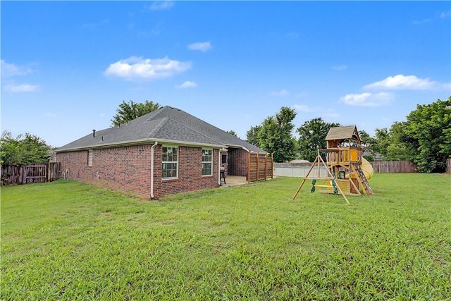 3138 Chadwick Street, Springdale, AR 72764
