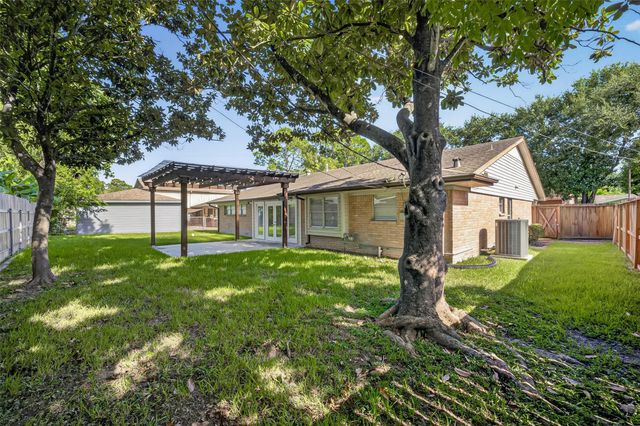 5310 Indigo Street, Houston, TX 77096
