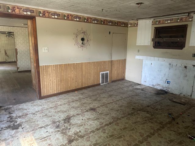 940 Peasleeville Road, Schuyler Falls, NY 12985