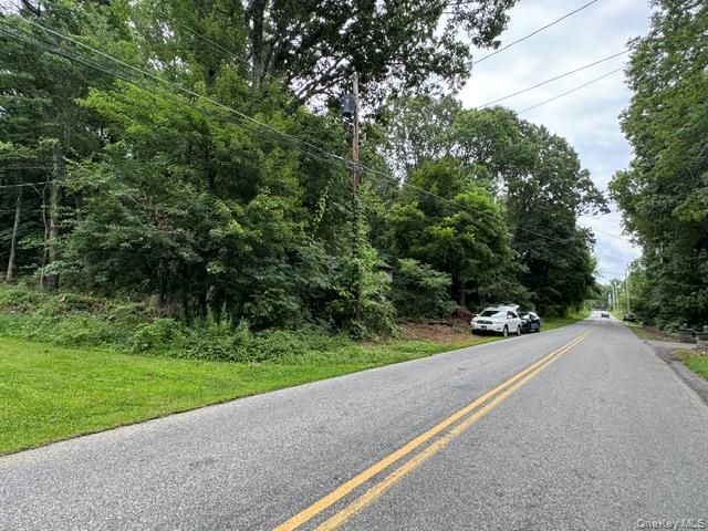 140 N Drury Lane, Newburgh, NY 12550