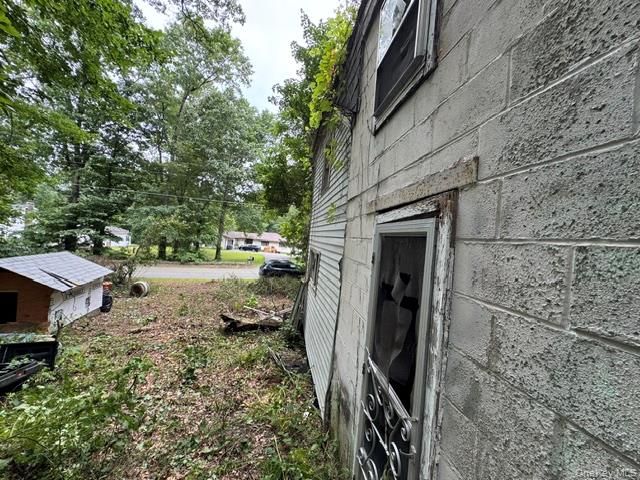 140 N Drury Lane, Newburgh, NY 12550