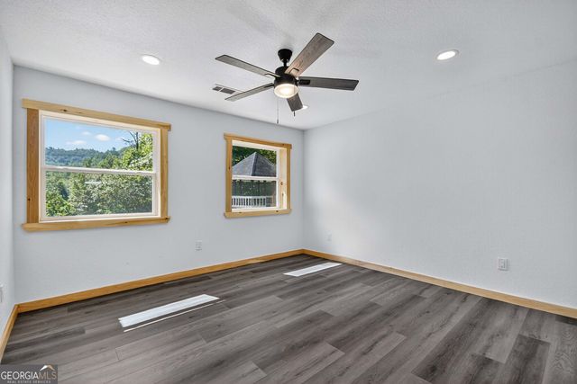 32 Whippoorwill Way, Blairsville, GA 30512