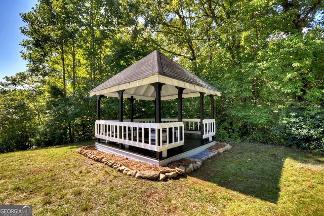 32 Whippoorwill Way, Blairsville, GA 30512