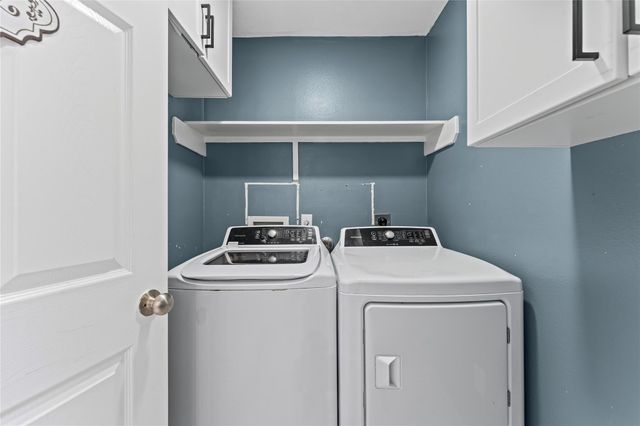 822 Green Pines Forest, Houston, TX 77067