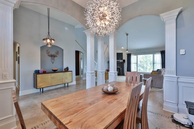 3982 Shadowleaf Drive, Bellbrook, OH 45305