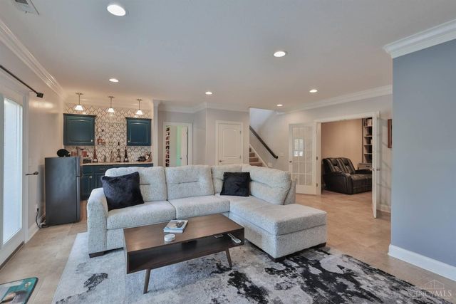 3982 Shadowleaf Drive, Bellbrook, OH 45305