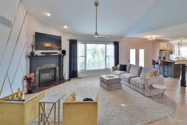 3982 Shadowleaf Drive, Bellbrook, OH 45305