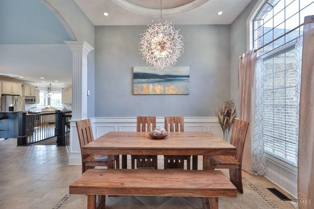 3982 Shadowleaf Drive, Bellbrook, OH 45305