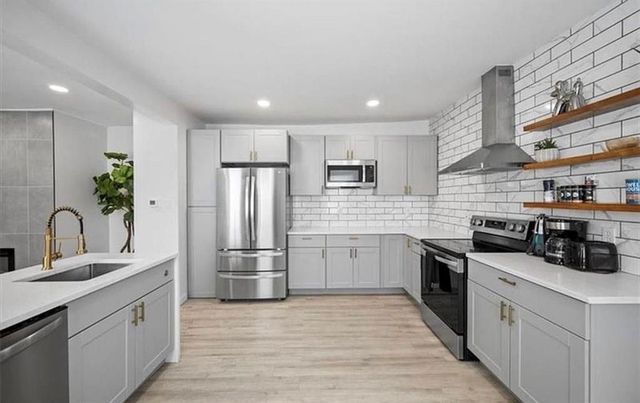 857 Peralta STREET, East Allegheny, PA 15212