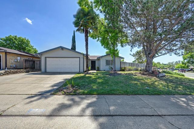 8630 Imran Woods Cir, Citrus Heights, CA 95621