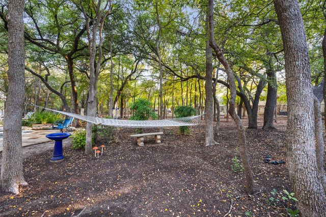 204 Woodland PARK, Georgetown, TX 78633