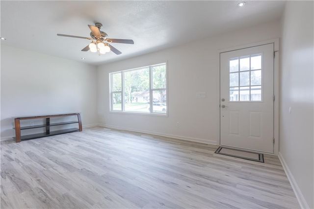 607 NE 66th Terrace, Kansas City, MO 64118