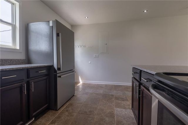 607 NE 66th Terrace, Kansas City, MO 64118