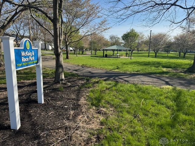 821 McKaig Avenue, Troy, OH 45373