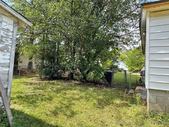 725 Sooner Drive, Tahlequah, OK 74464