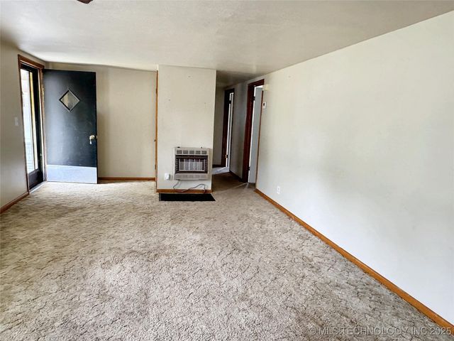 725 Sooner Drive, Tahlequah, OK 74464