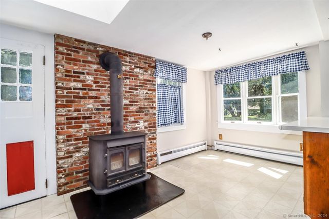 34 Old Park Lane Road, New Milford, CT 06776