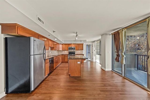 600 E Admiral Boulevard 605, Kansas City, MO 64106