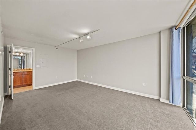 600 E Admiral Boulevard 605, Kansas City, MO 64106