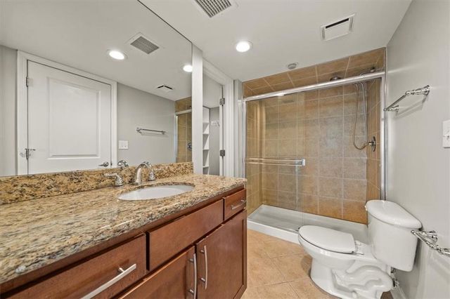 600 E Admiral Boulevard 605, Kansas City, MO 64106