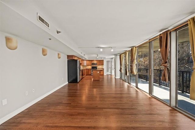 600 E Admiral Boulevard 605, Kansas City, MO 64106