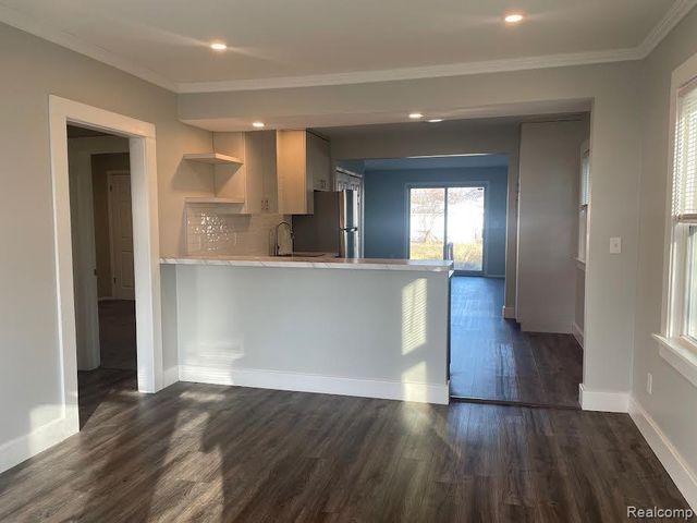 3738 Edgar Avenue, Royal Oak, MI 48073