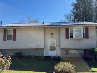 2849 Meadowview Drive Drive, Parkersburg, WV 26104