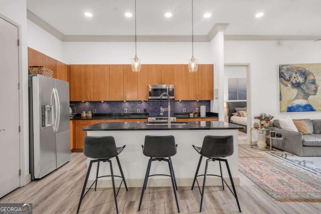 711 Cosmopolitan Drive NE 150, Atlanta, GA 30324 — exterior