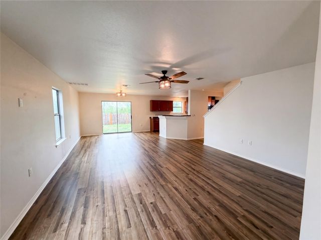 6009 Randleman DR, Del Valle, TX 78617