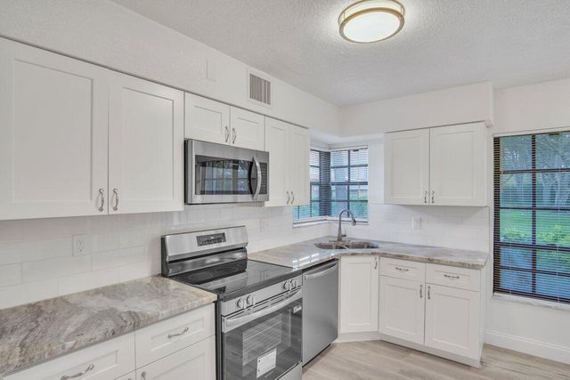 17388 BOCA CLUB Boulevard 201, Boca Raton, FL 33487