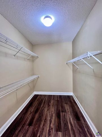 407 Grey Fox Crossing, Bonaire, GA 31005