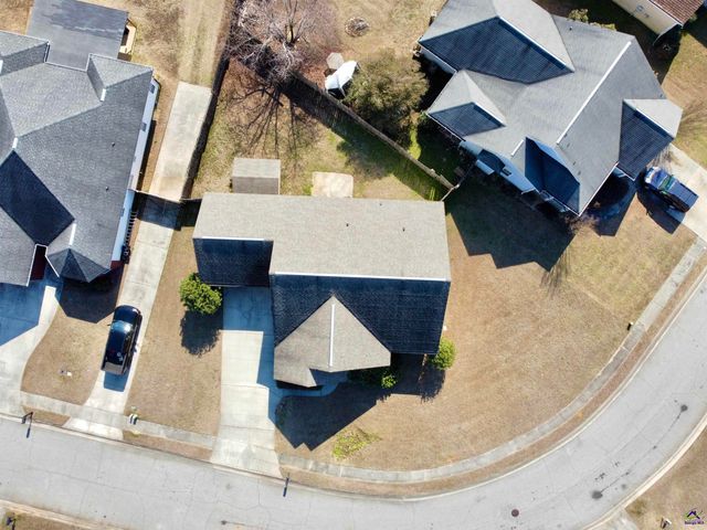 407 Grey Fox Crossing, Bonaire, GA 31005