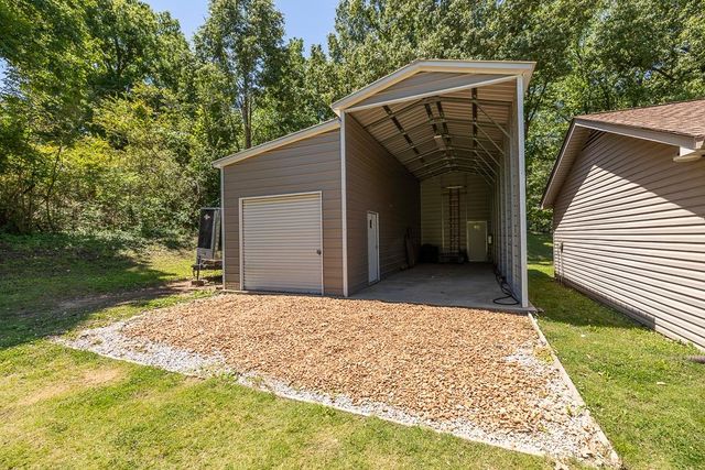 8565 JOHN SUNDERLAND DR, Millington, TN 38053