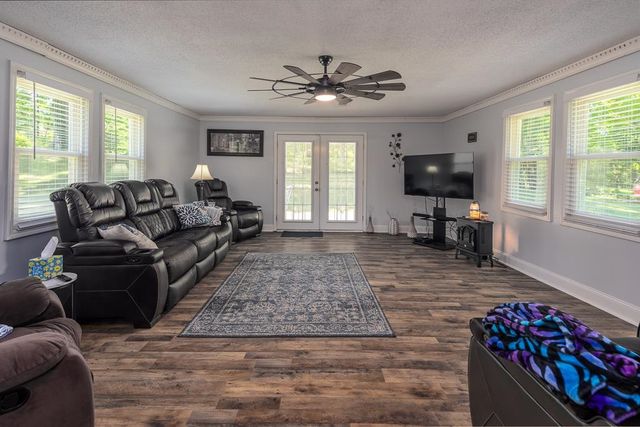 8565 JOHN SUNDERLAND DR, Millington, TN 38053