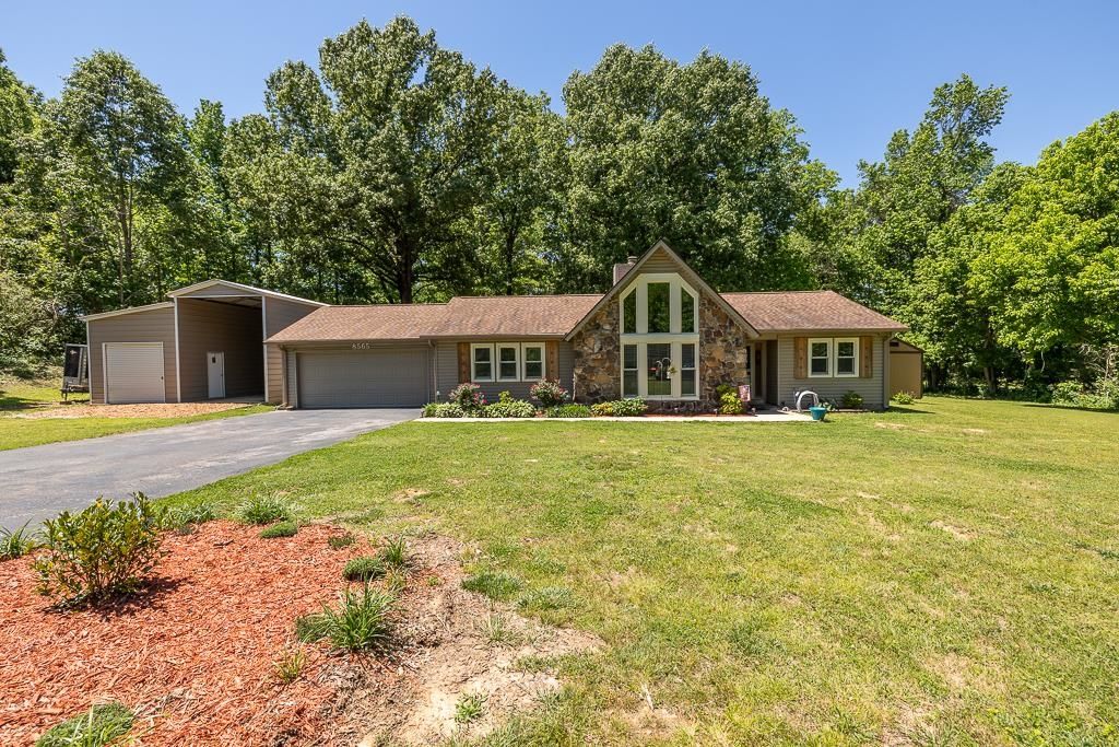8565 JOHN SUNDERLAND DR, Millington, TN 38053