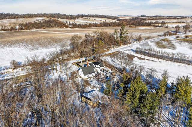 388 W 36th Street N, Newton, IA 50208