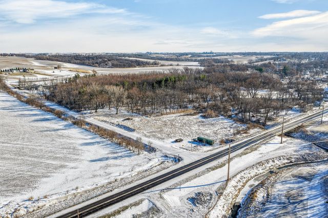 388 W 36th Street N, Newton, IA 50208