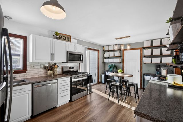 388 W 36th Street N, Newton, IA 50208