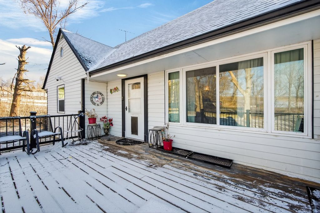 388 W 36th Street N, Newton, IA 50208