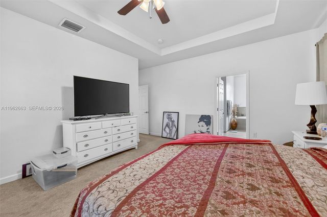 3669 SE 2nd Ct, Homestead, FL 33033