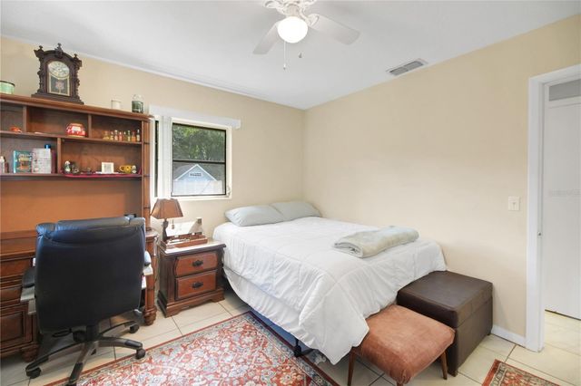 6122 E GLENCOE STREET, Inverness, FL 34452