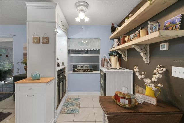 6122 E GLENCOE STREET, Inverness, FL 34452