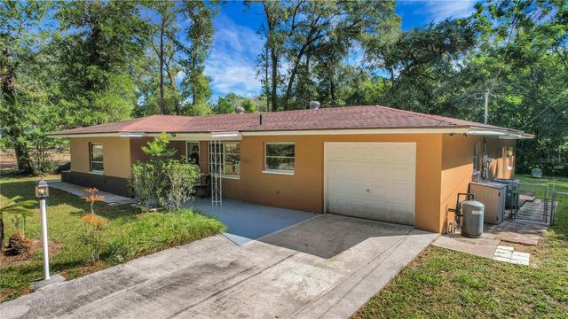 6122 E GLENCOE STREET, Inverness, FL 34452
