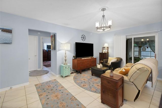 6122 E GLENCOE STREET, Inverness, FL 34452